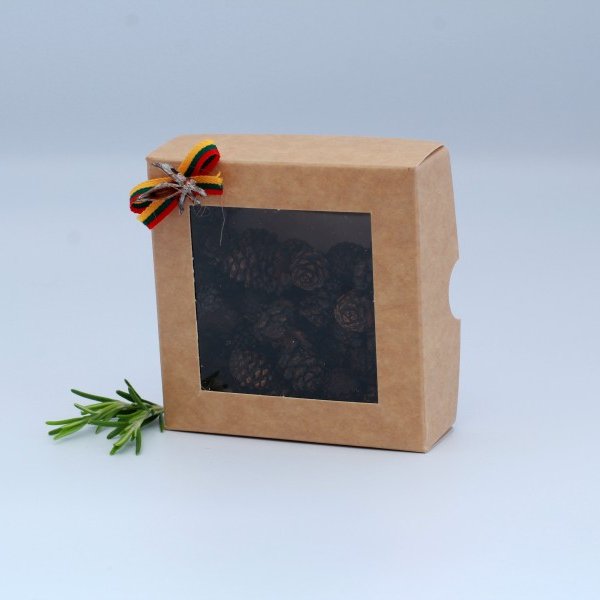 Kankorėžių cukatai dėžutėje – 100g