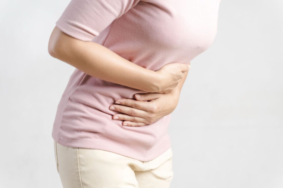 Per šventes „sustojo“ skrandis? Kada tai pavojinga ir kaip to išvengti